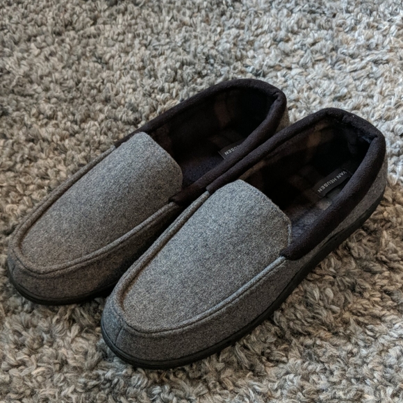 van heusen slippers